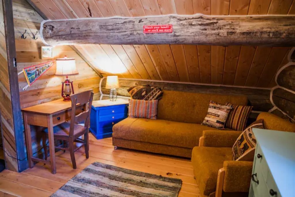 Photo of Livingroom in Martin City