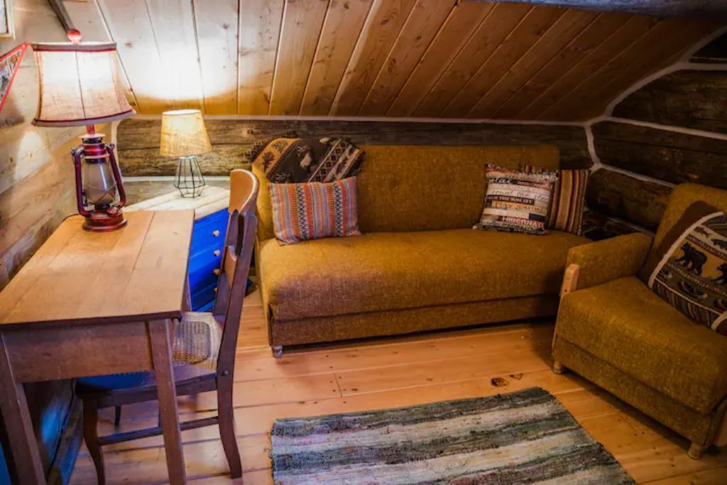 Photo of Livingroom in Martin City