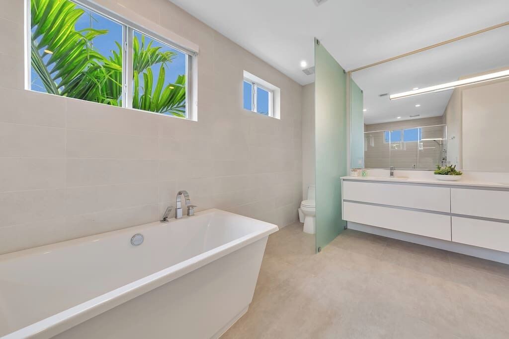 Photo of Bathroom in Coral Ridge