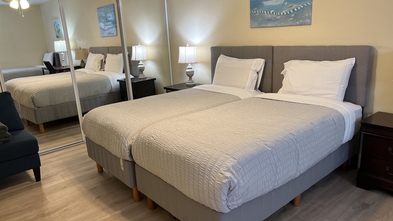 Photo of Bedroom in Miami Gardens
