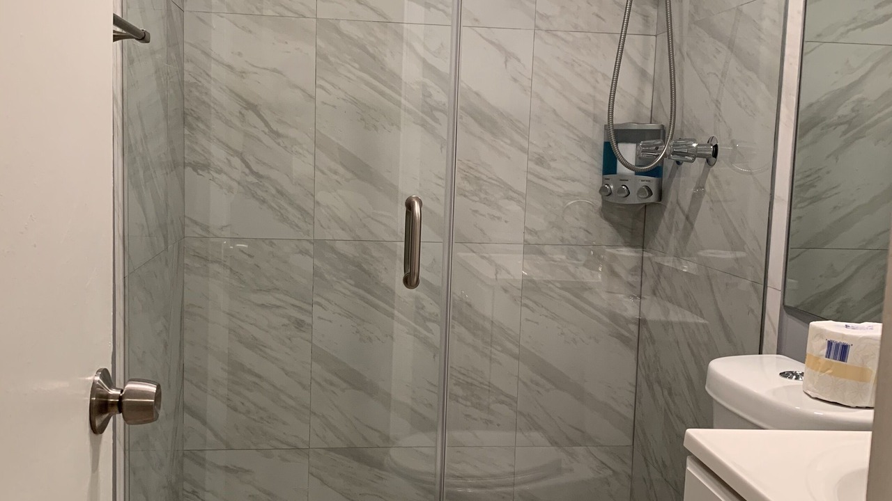 Photo of Bathroom in Miami Gardens