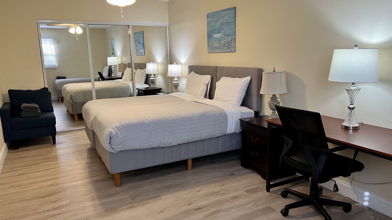 Photo of Bedroom in Miami Gardens