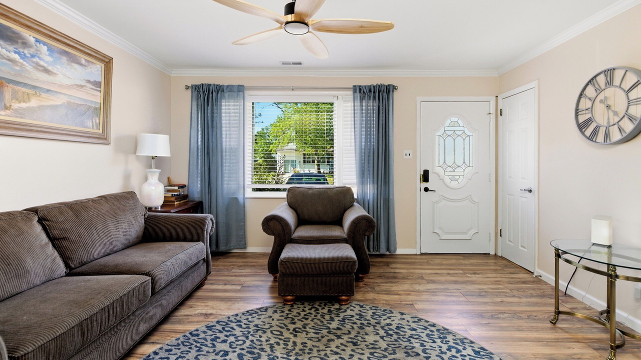 Photo of Livingroom in Lower Township