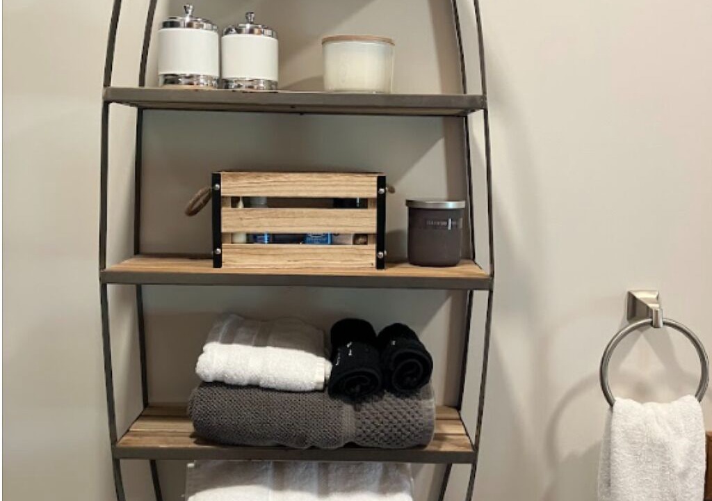 Photo of Bathroom in Parole