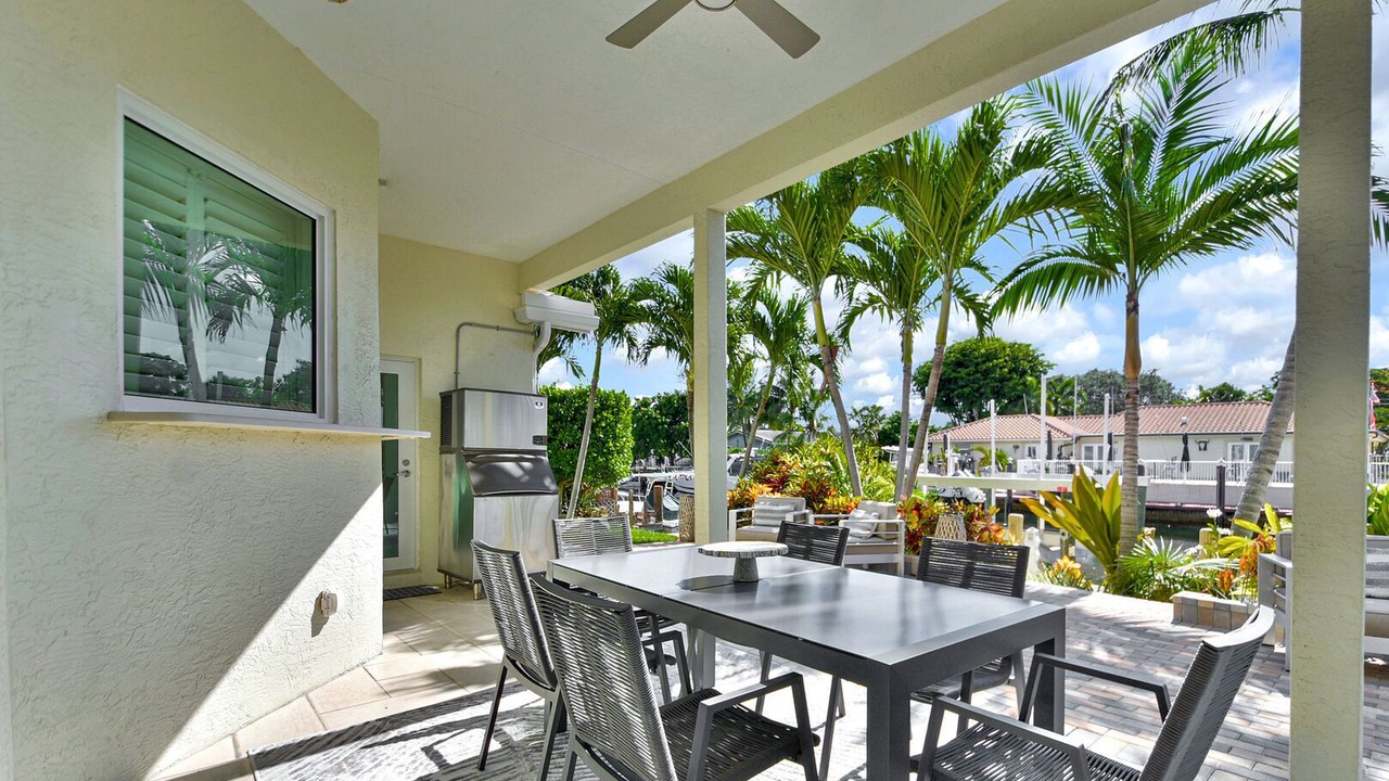 Photo of Outdoor in Lighthouse Point