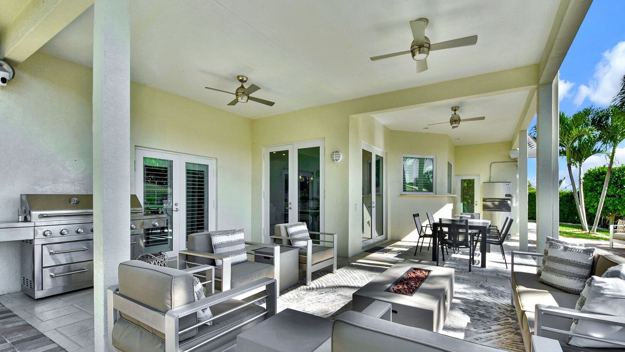 Photo of Outdoor in Lighthouse Point