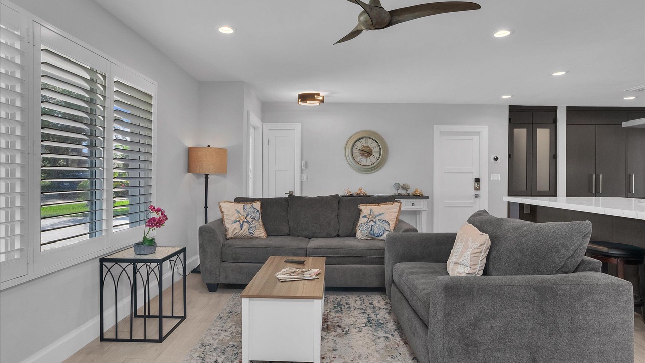 Photo of Livingroom in Harbor Village