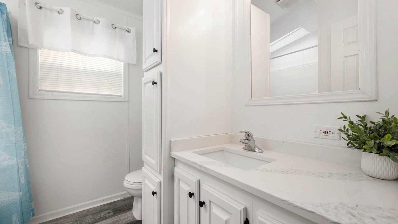 Photo of Bathroom in Assateague Pointe