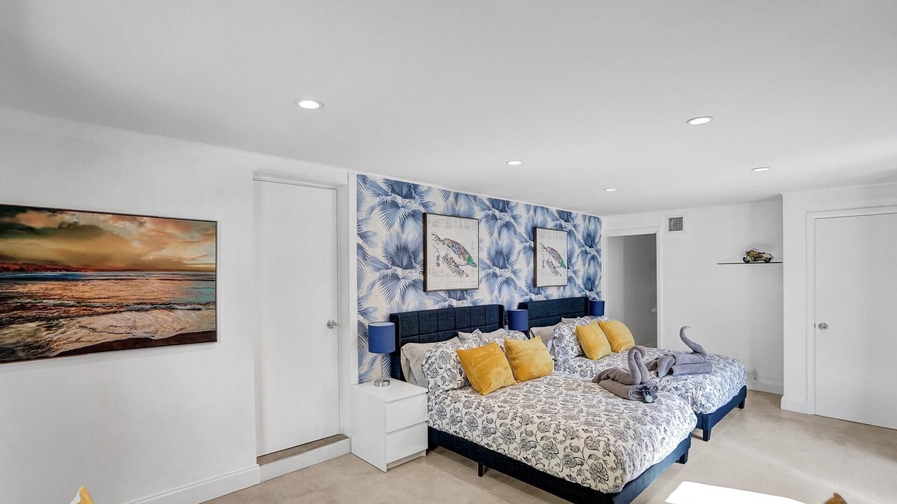 Photo of Bedroom in South Lake