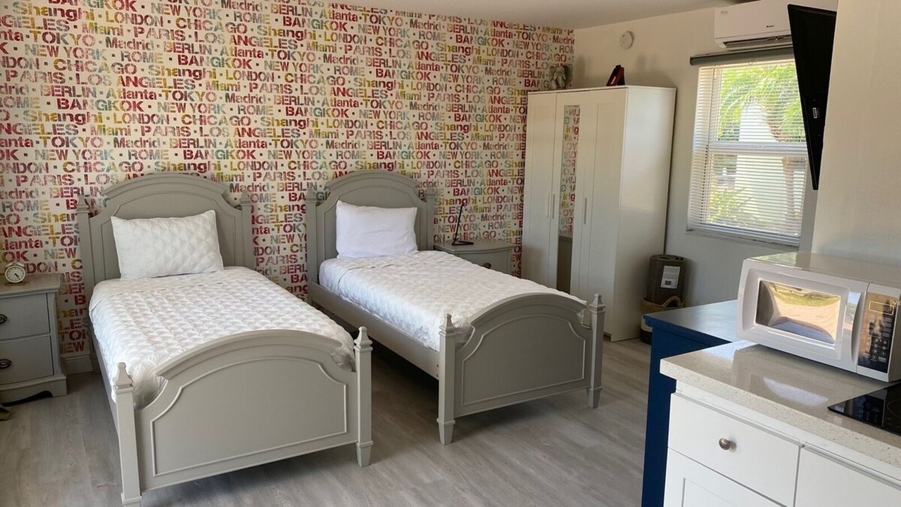 Photo of Bedroom in Lauderdale-by-the-Sea