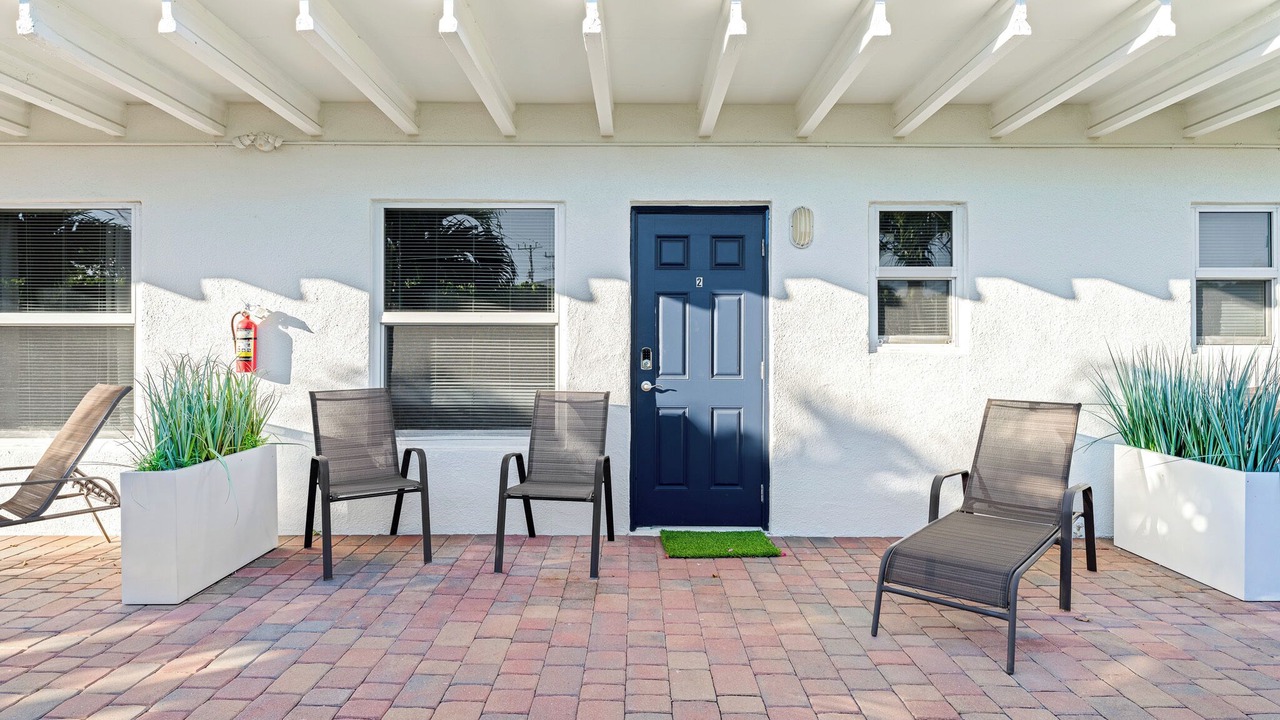 Photo of Patio Balcony in Lauderdale-by-the-Sea