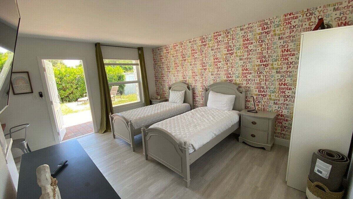 Photo of Bedroom in Lauderdale-by-the-Sea
