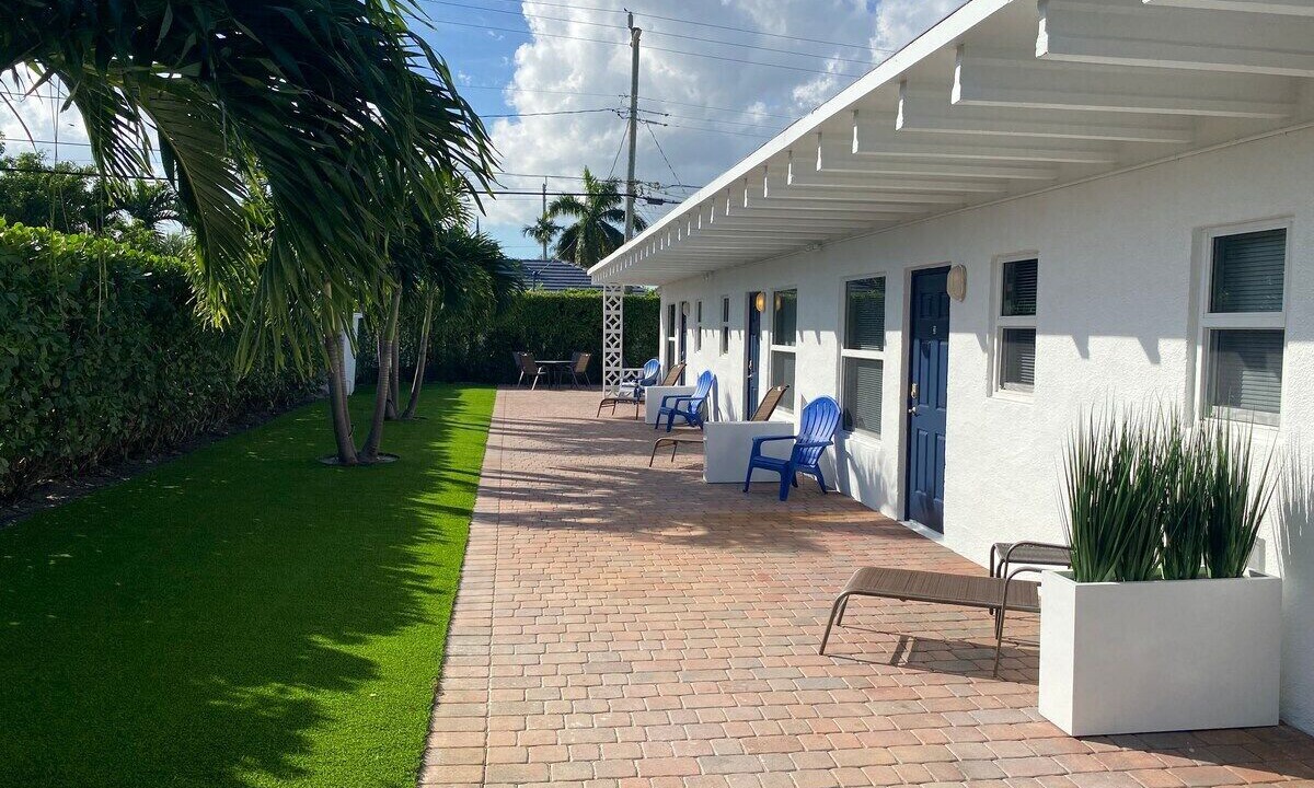 Photo of Patio Balcony in Lauderdale-by-the-Sea