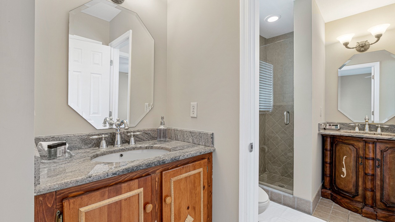 Photo of Bedroom in Lauderdale-by-the-Sea