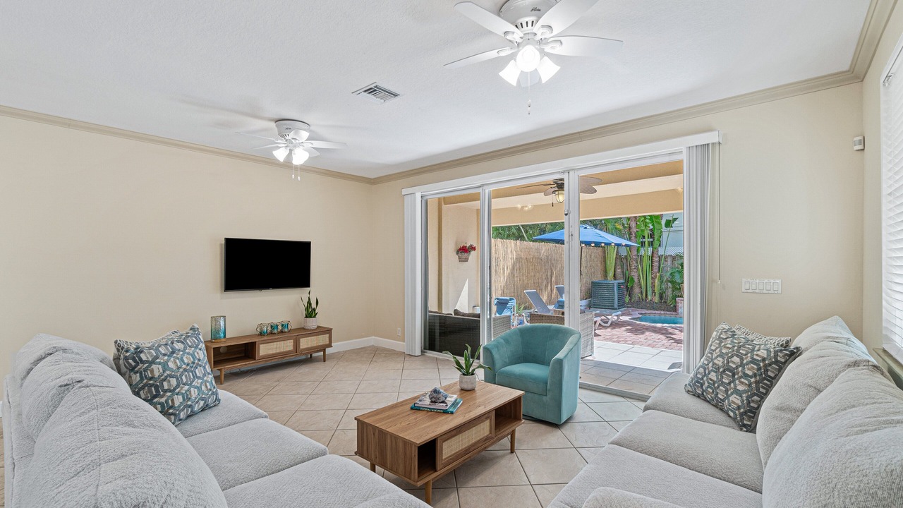 Photo of Livingroom in Lauderdale-by-the-Sea