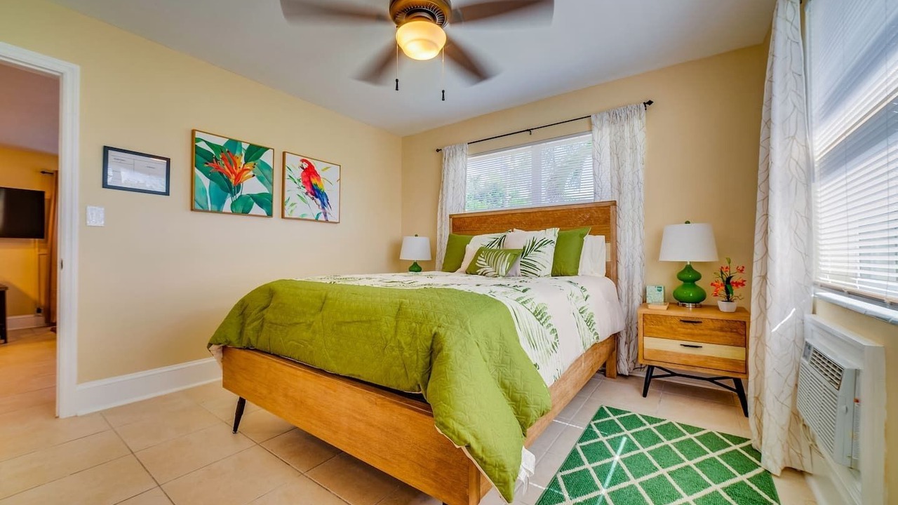 Photo of Bedroom in Poinsettia Heights