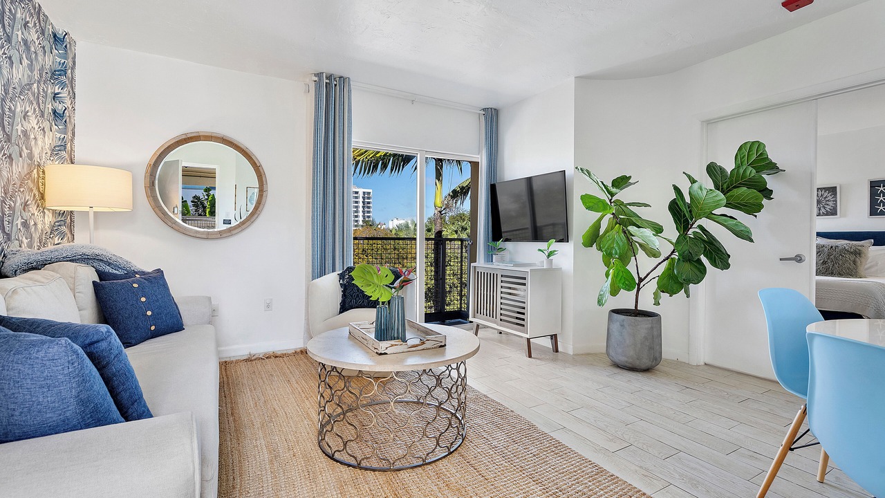 Photo of Livingroom in South Pointe