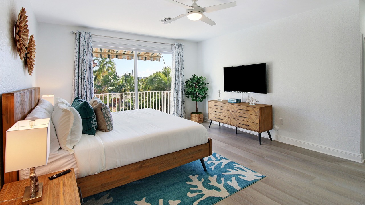 Photo of Bedroom in Lauderdale-by-the-Sea