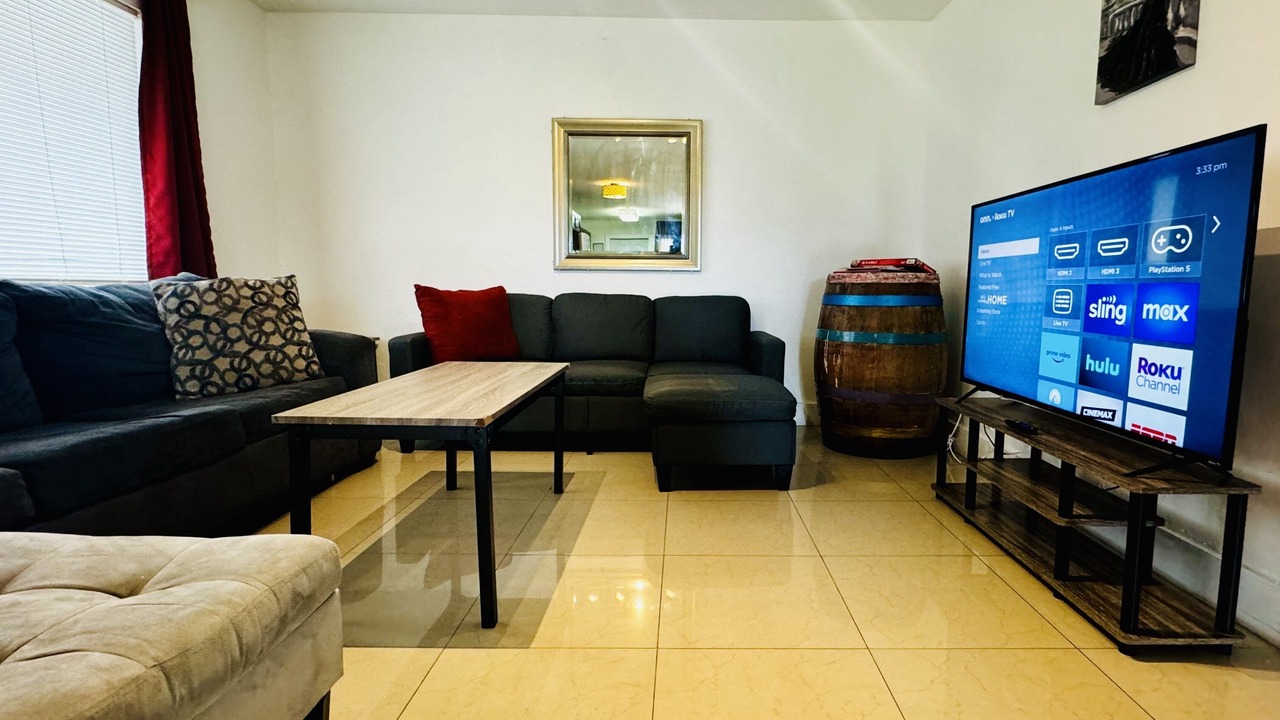 Photo of Livingroom in Riverside Park