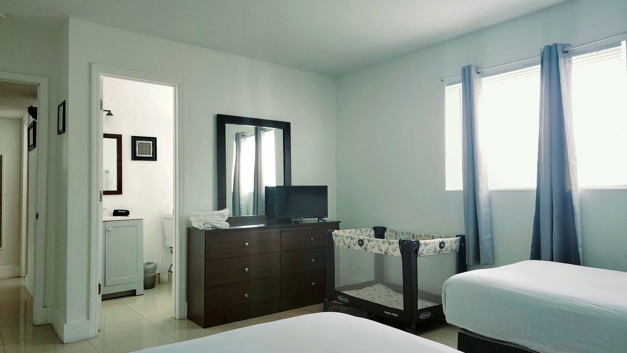 Photo of Bedroom in Riverside Park