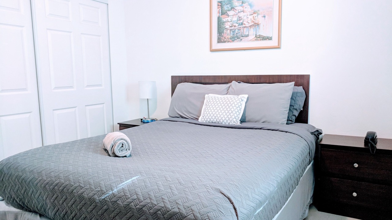 Photo of Bedroom in Riverside Park