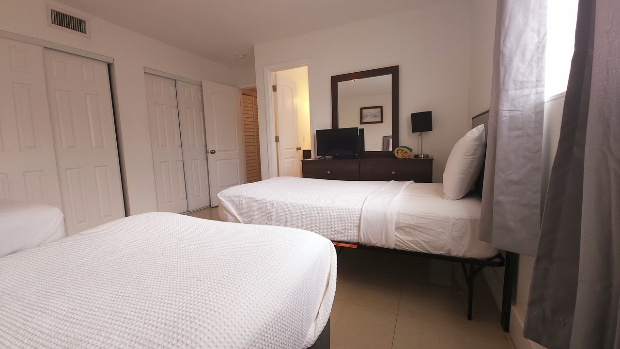 Photo of Bedroom in Riverside Park