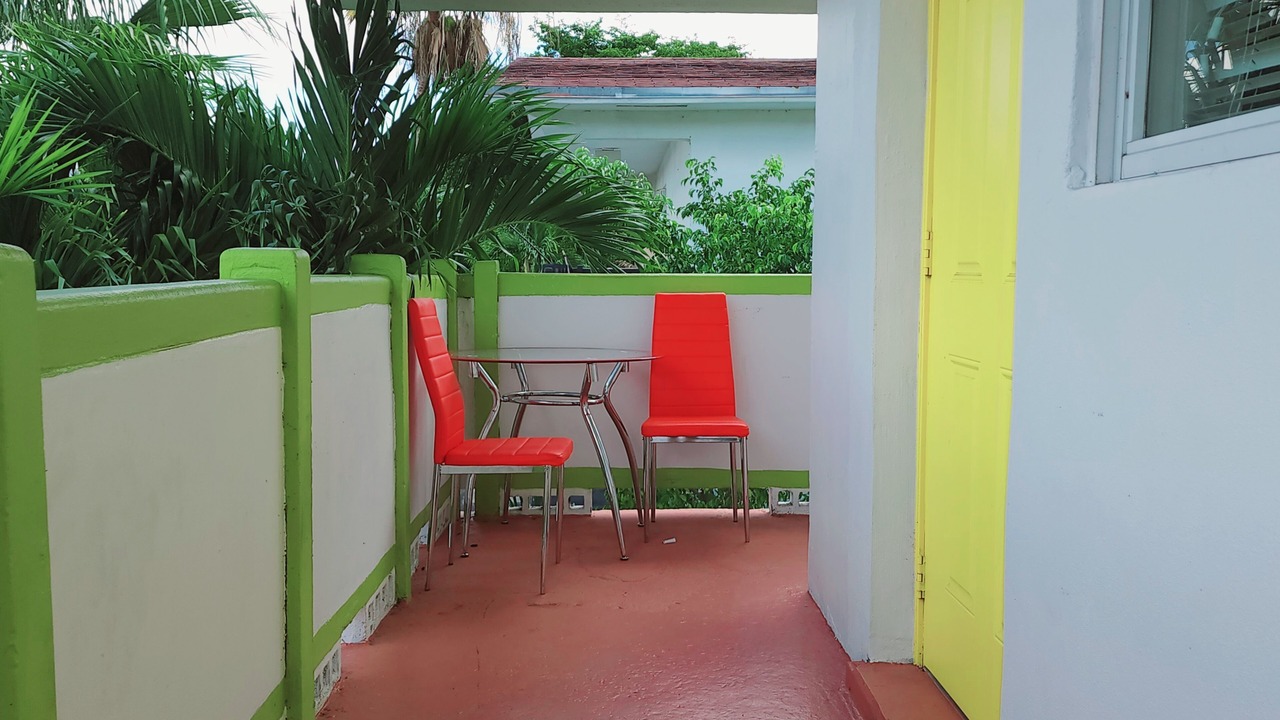 Photo of Patio Balcony in Riverside Park