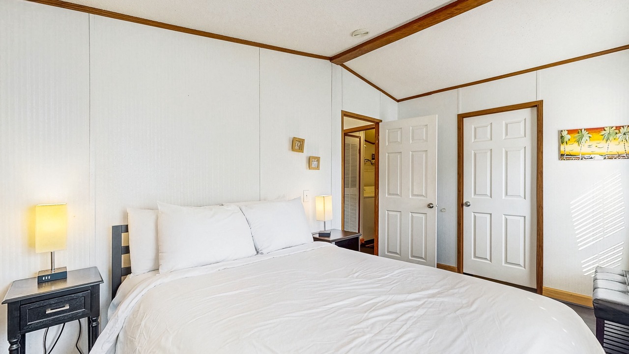 Photo of Bedroom in Assateague Pointe