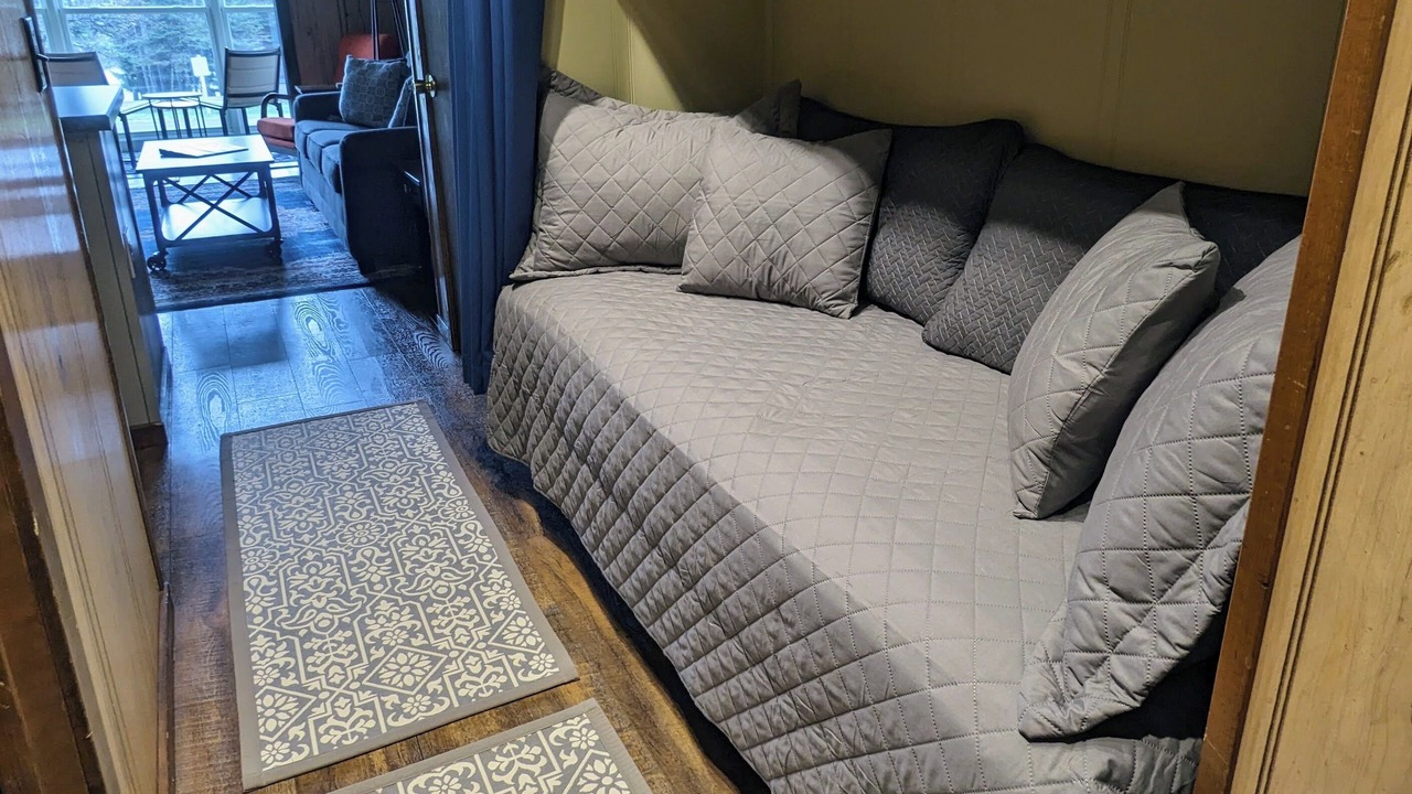 Photo of Livingroom in Edray