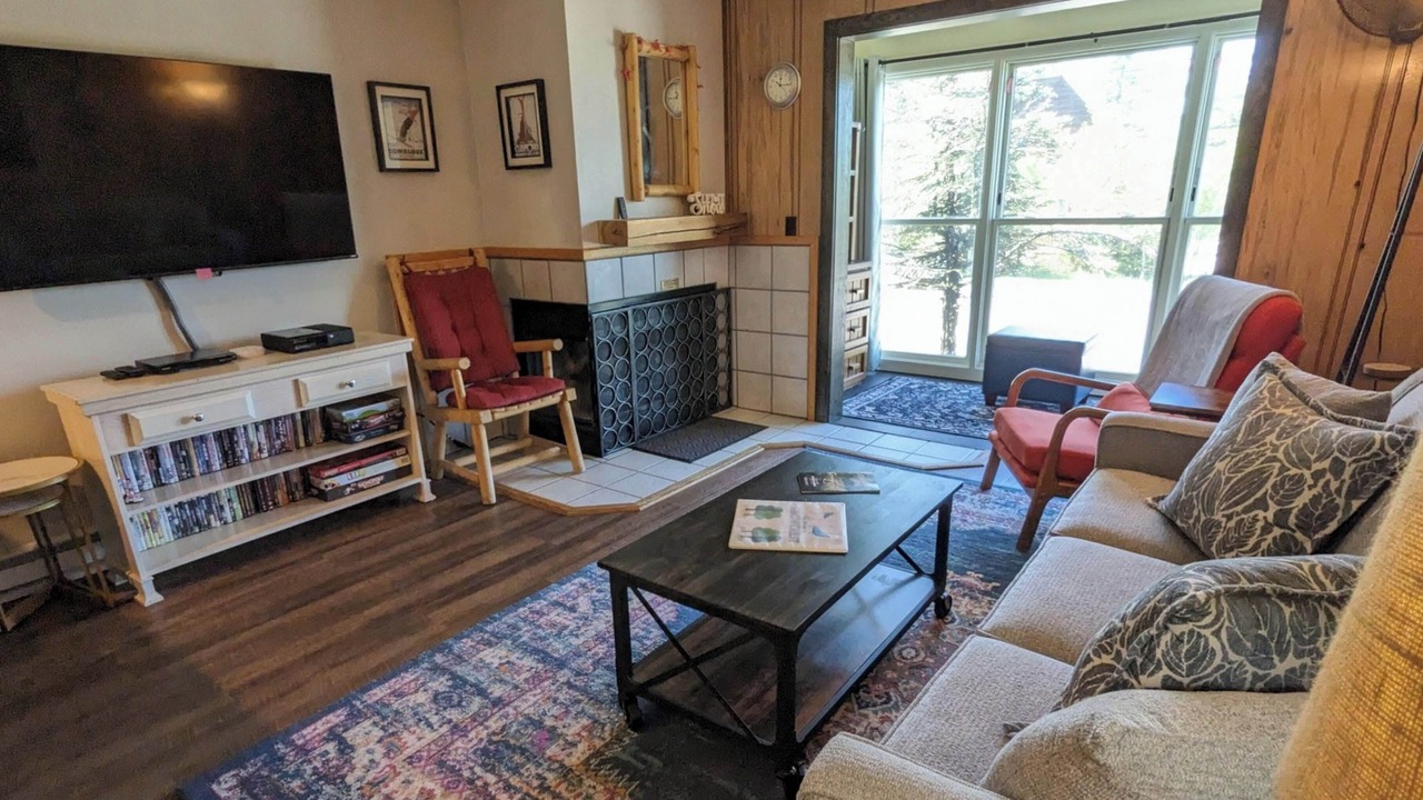 Photo of Livingroom in Edray