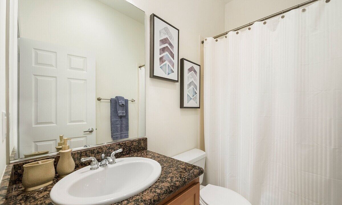Photo of Bathroom in Riverside Park