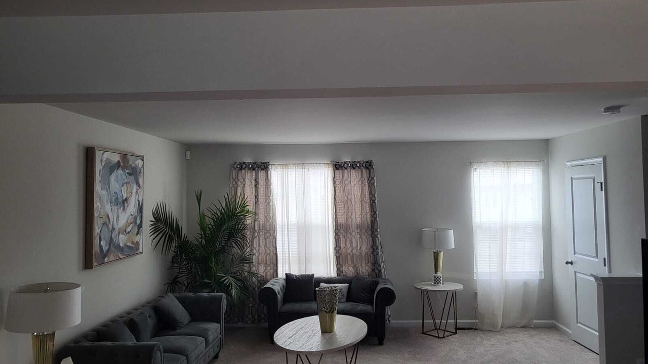 Photo of Livingroom in Milford