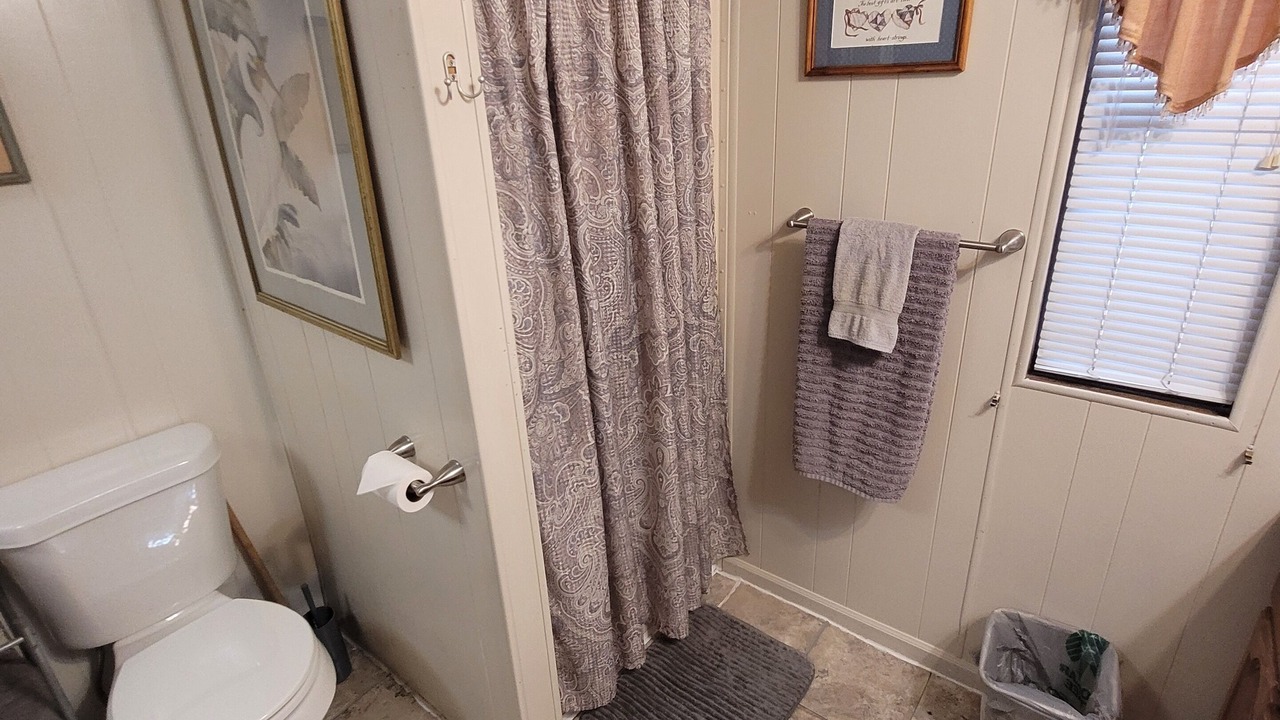 Photo of Bathroom in Plantation