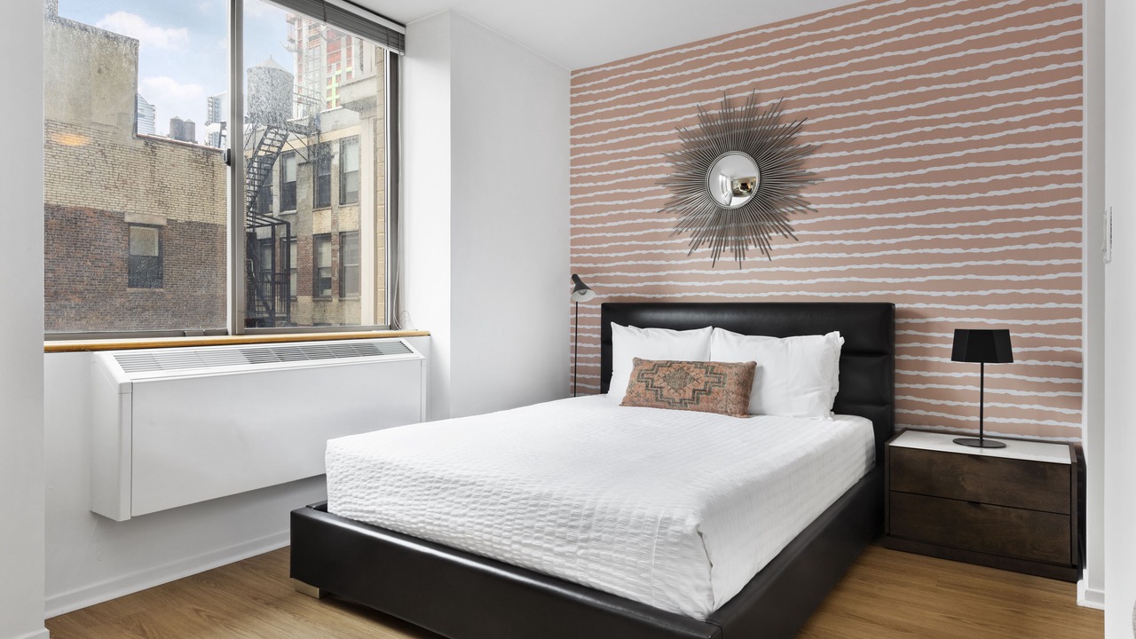 Photo of Bedroom in Midtown South