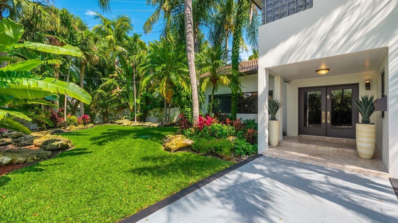 Photo of Outdoor in Miami Shores