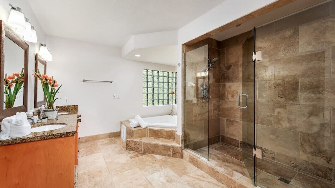 Photo of Bathroom in Miami Shores