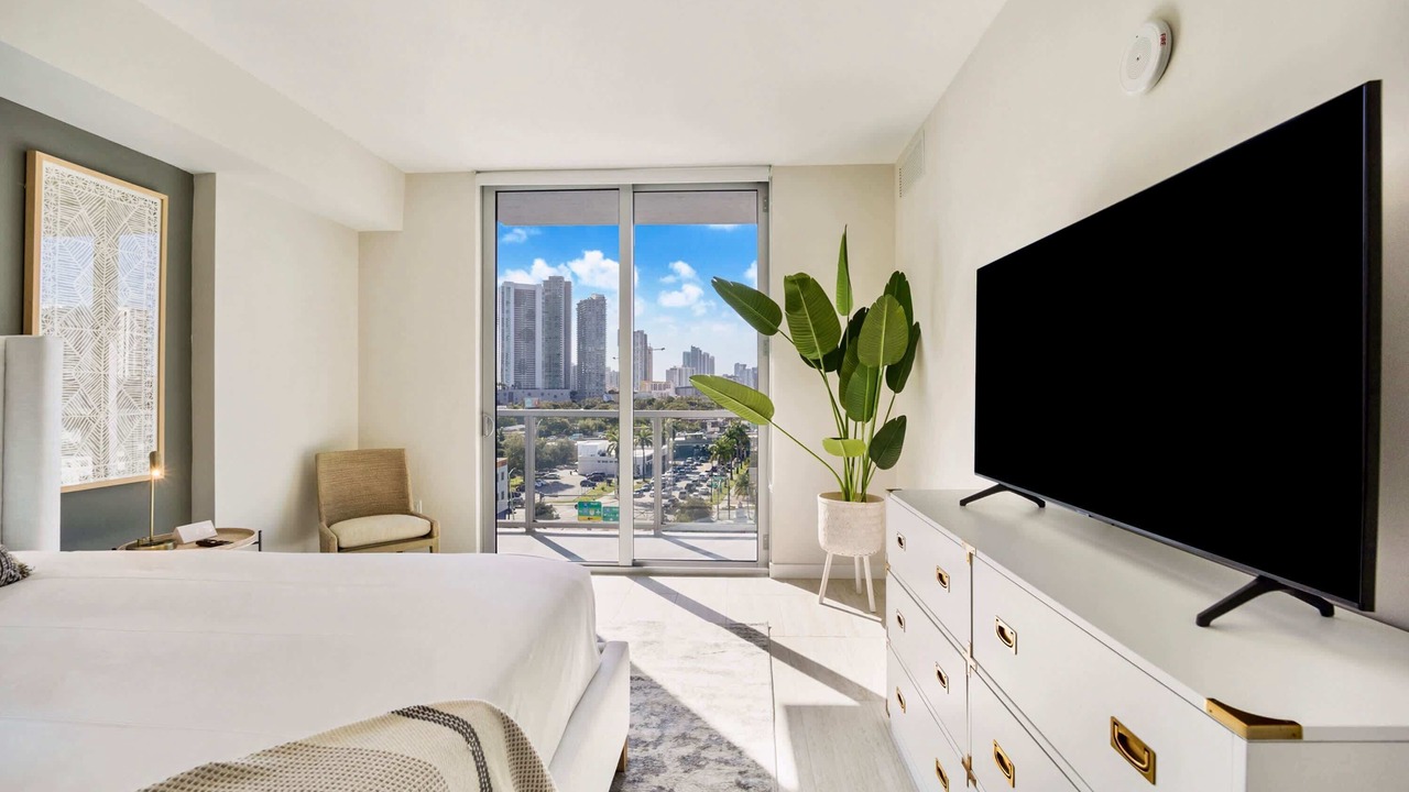Photo of Bedroom in Northeast Miami