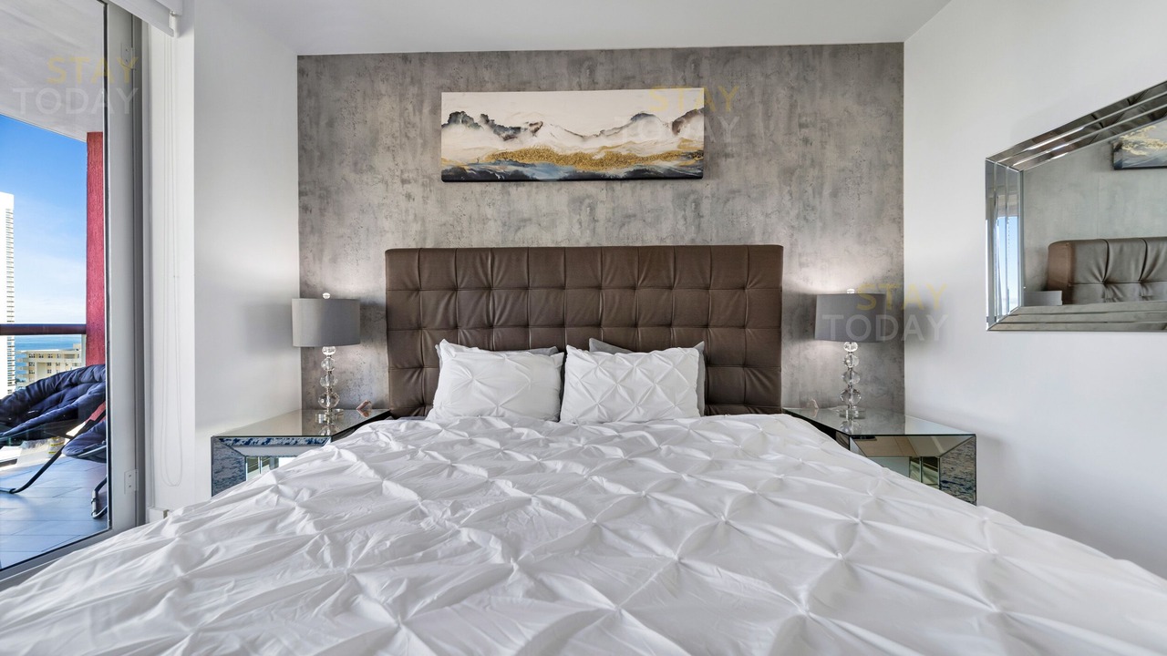 Photo of Bedroom in Hallandale Beach