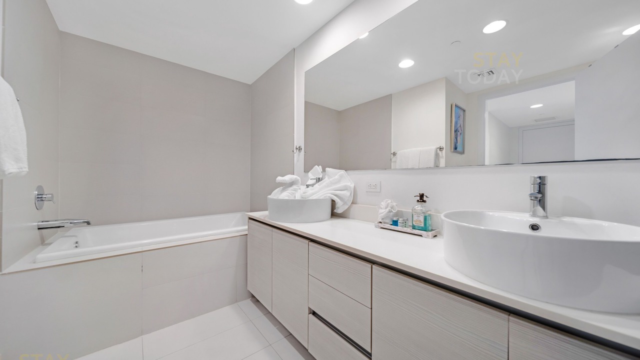 Photo of Bathroom in Hallandale Beach