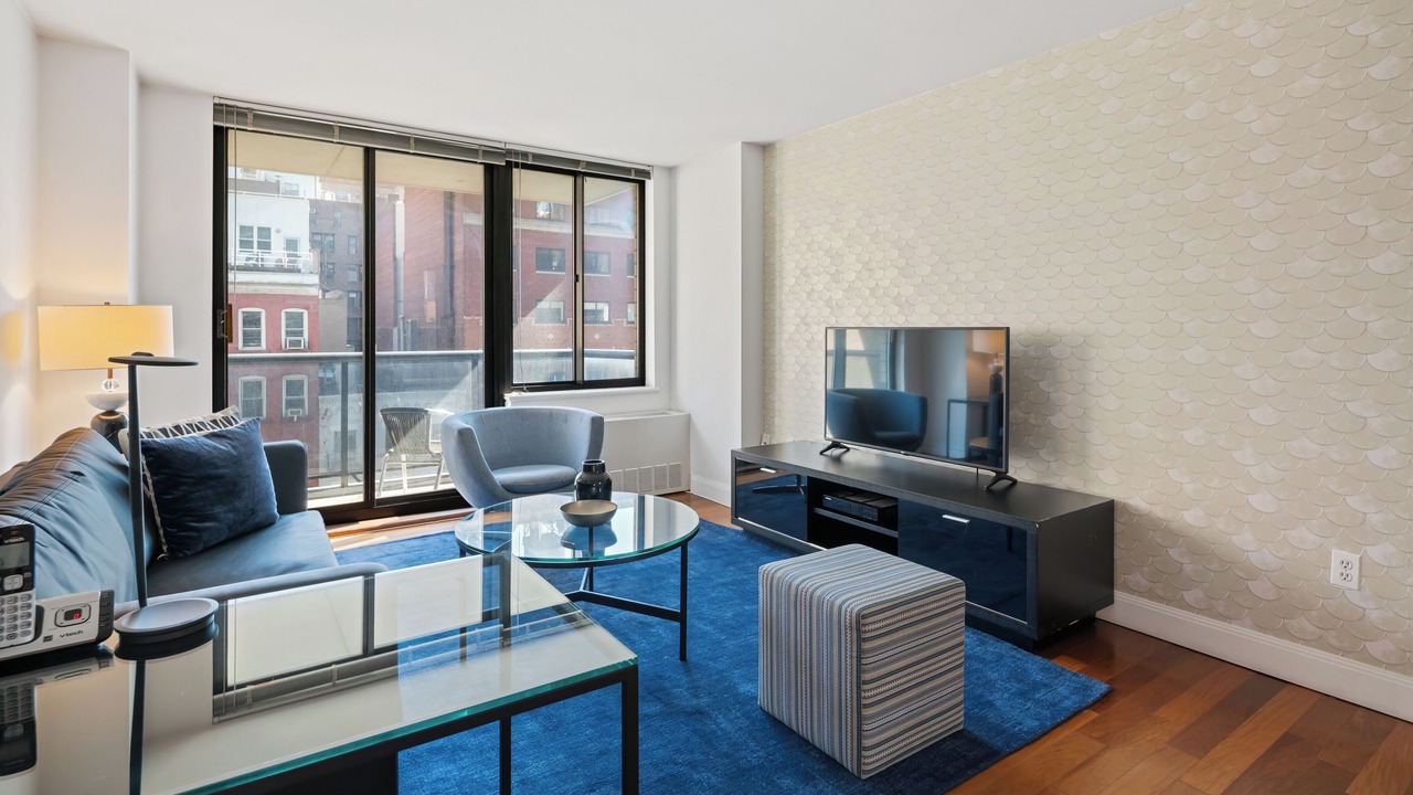 Photo of Livingroom in Gramercy