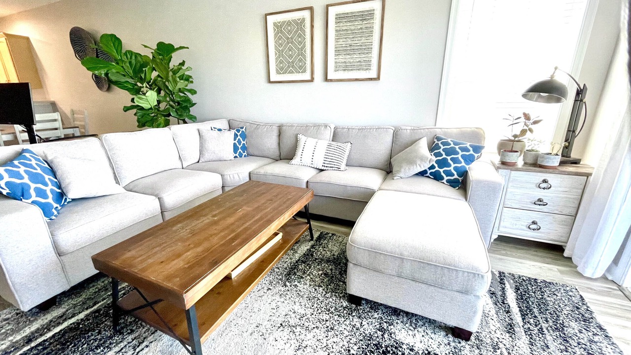 Photo of Livingroom in Villages of Five Points