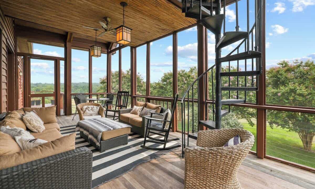 Photo of Livingroom in Oakpark