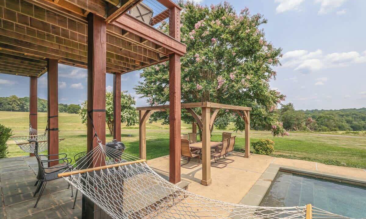 Photo of Outdoor in Oakpark