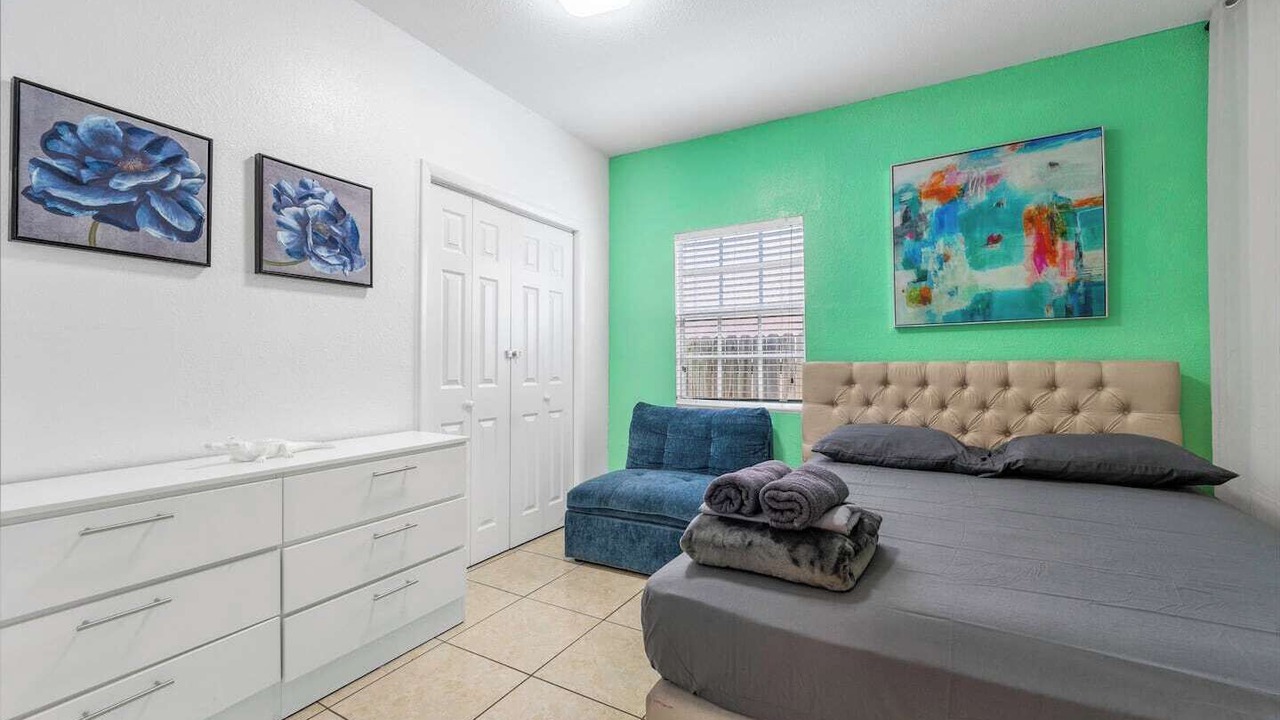 Photo of Bedroom in Allapattah