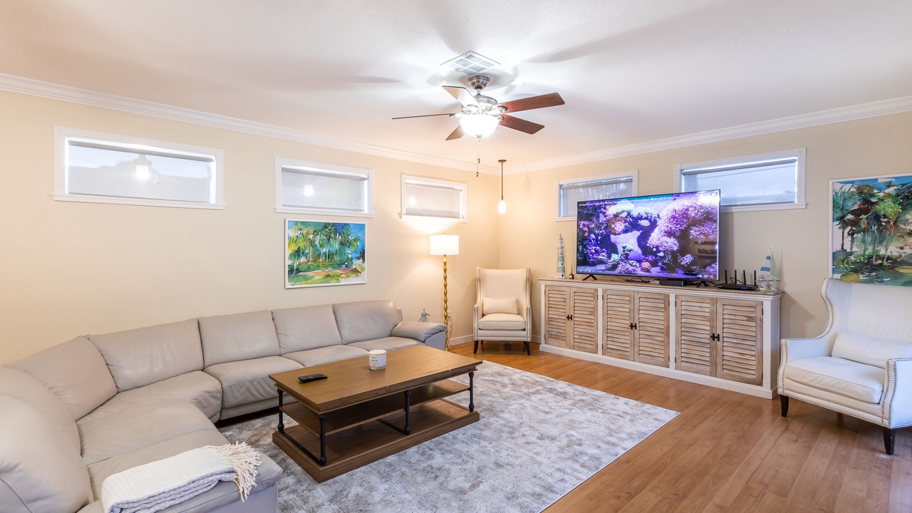 Photo of Livingroom in Jog Road