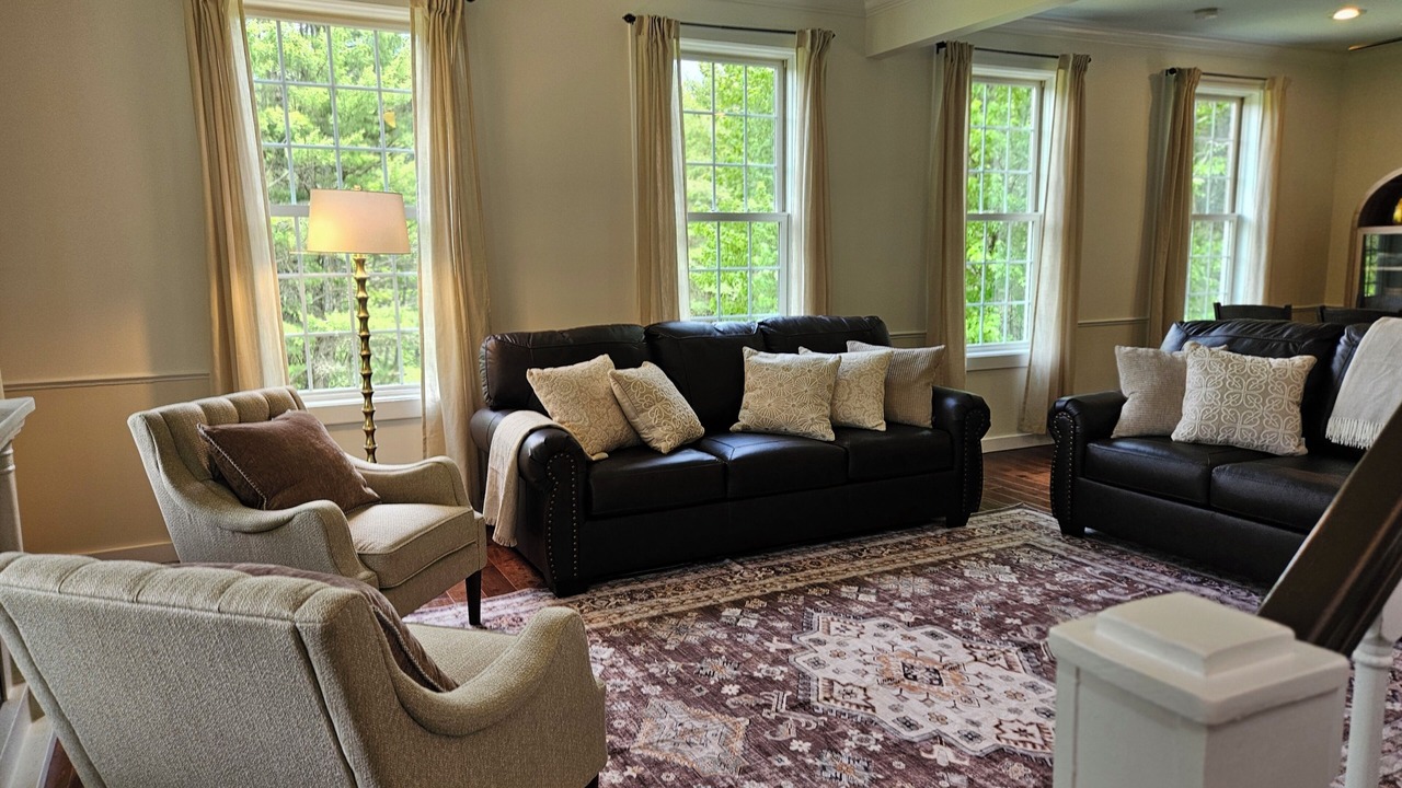 Photo of Livingroom in Cooperstown