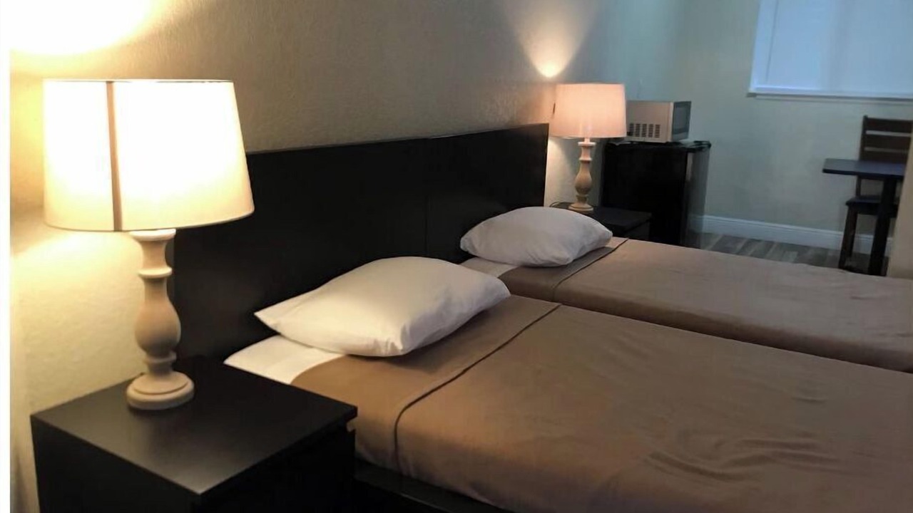 Photo of Bedroom in Santa Barbara Estates