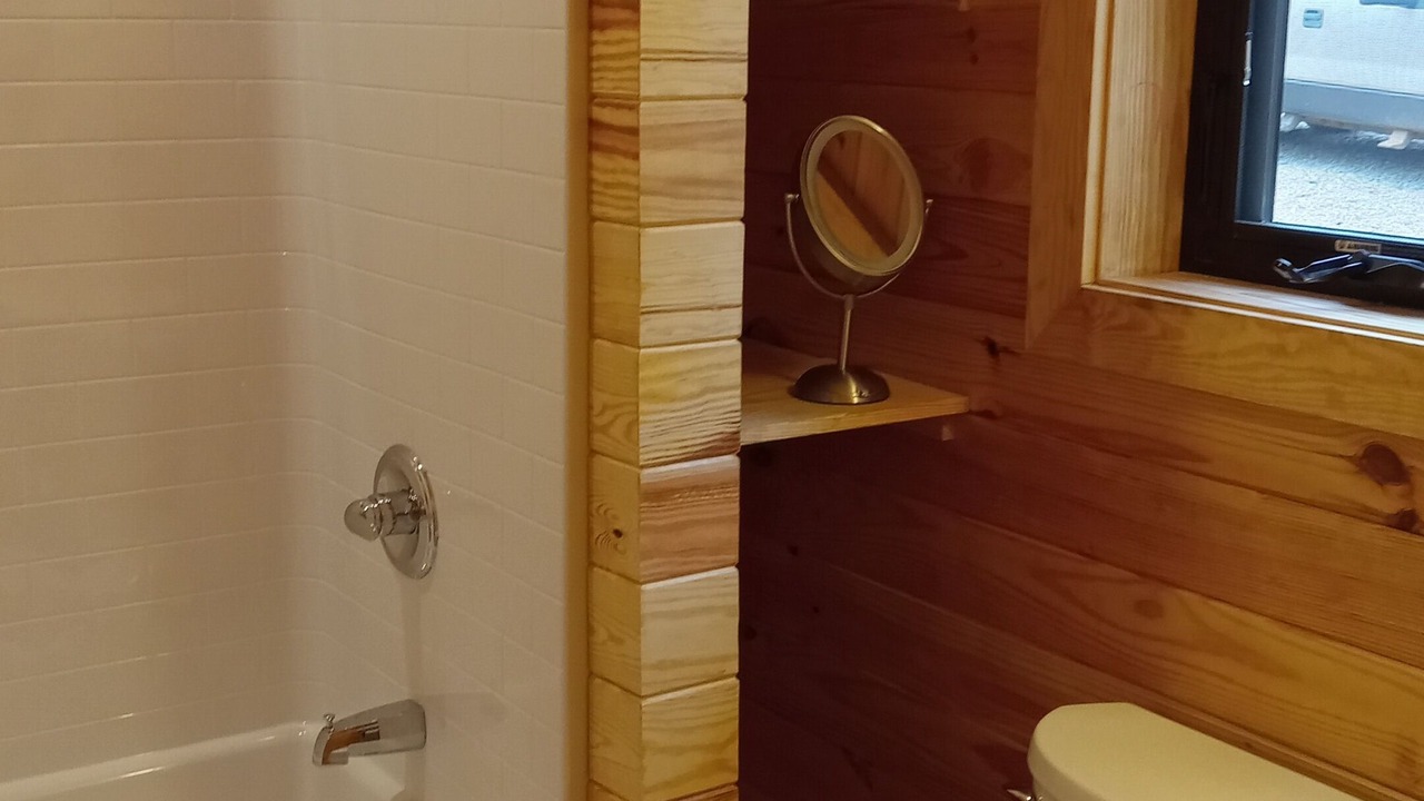 Photo of Bathroom in Faber
