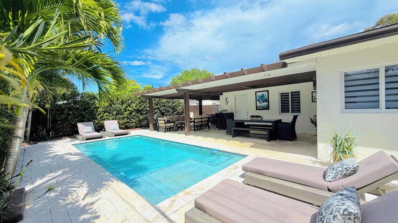 Photo of Outdoor in Miami Lakes