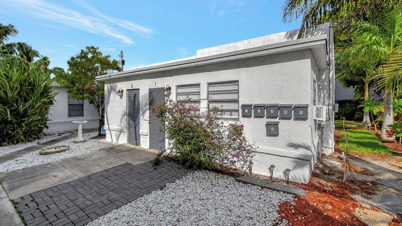 Photo of Outdoor in Pineapple Grove Arts District